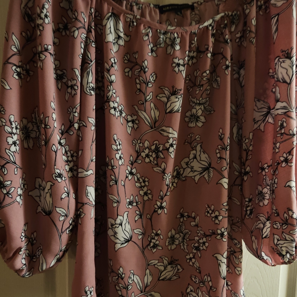 Adrienne Vittadini Floral Blouse in Pink and White